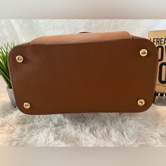 Michael Kors Jet Set Multi-Function Pocket Tote Handbag - LIKE NEW CONDITION!!! - Picture 8 of 15